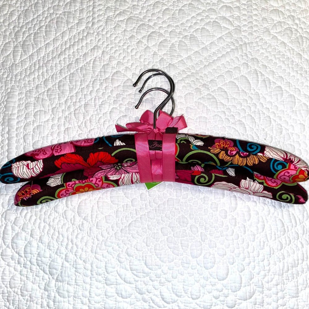 Vera Bradley Mod Floral Padded Hanger Set - Picture 5 of 5
